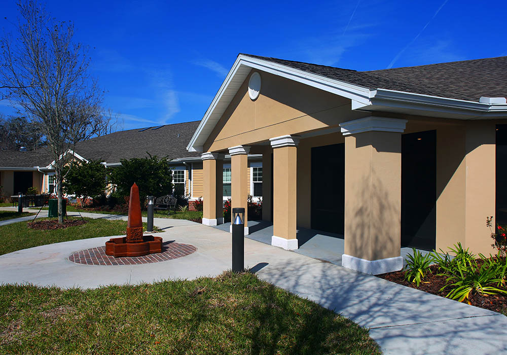 Anthem Lakes Memory Care Secure Courtyard